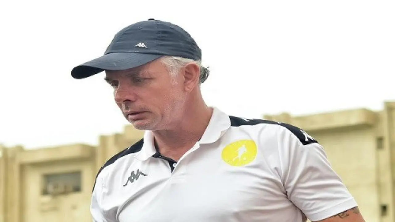 مارك فيش يتوقع تأهل منتخبي مصر وبلجيكا إلى الدور الثاني بالمونديال